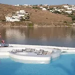 Dreambox Mykonos Suites&mini 3*