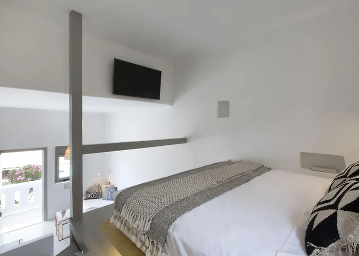 Dreambox Mykonos Suites&mini