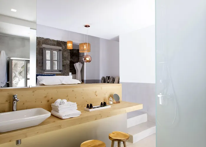 Dreambox Mykonos And Mini 3* أورنوس