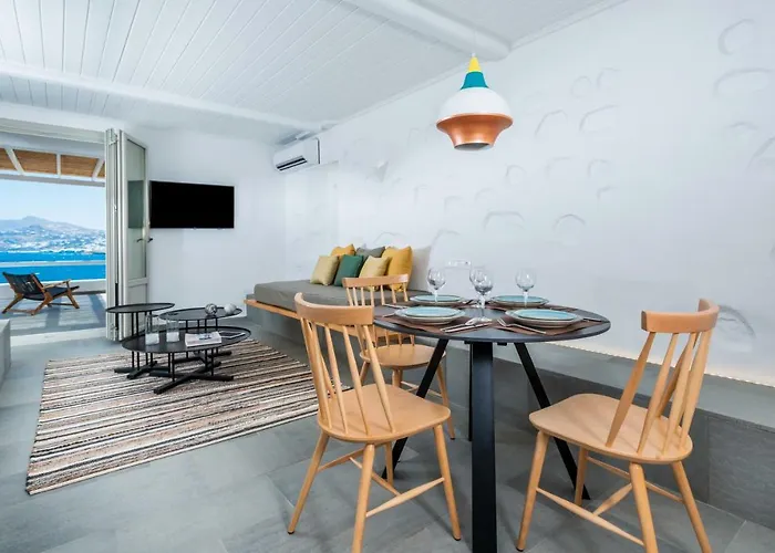 Dreambox Mykonos And Mini 3* أورنوس