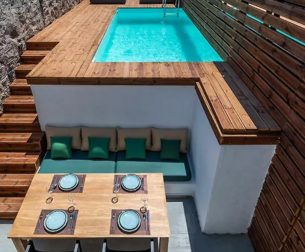 Dreambox Mykonos Suites&mini Hotel 3*