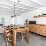 Dreambox Mykonos And Mini Hotel Ornos (Mykonos)