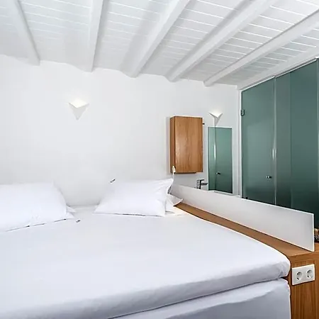 Dreambox Mykonos And Mini 3* 오르노스